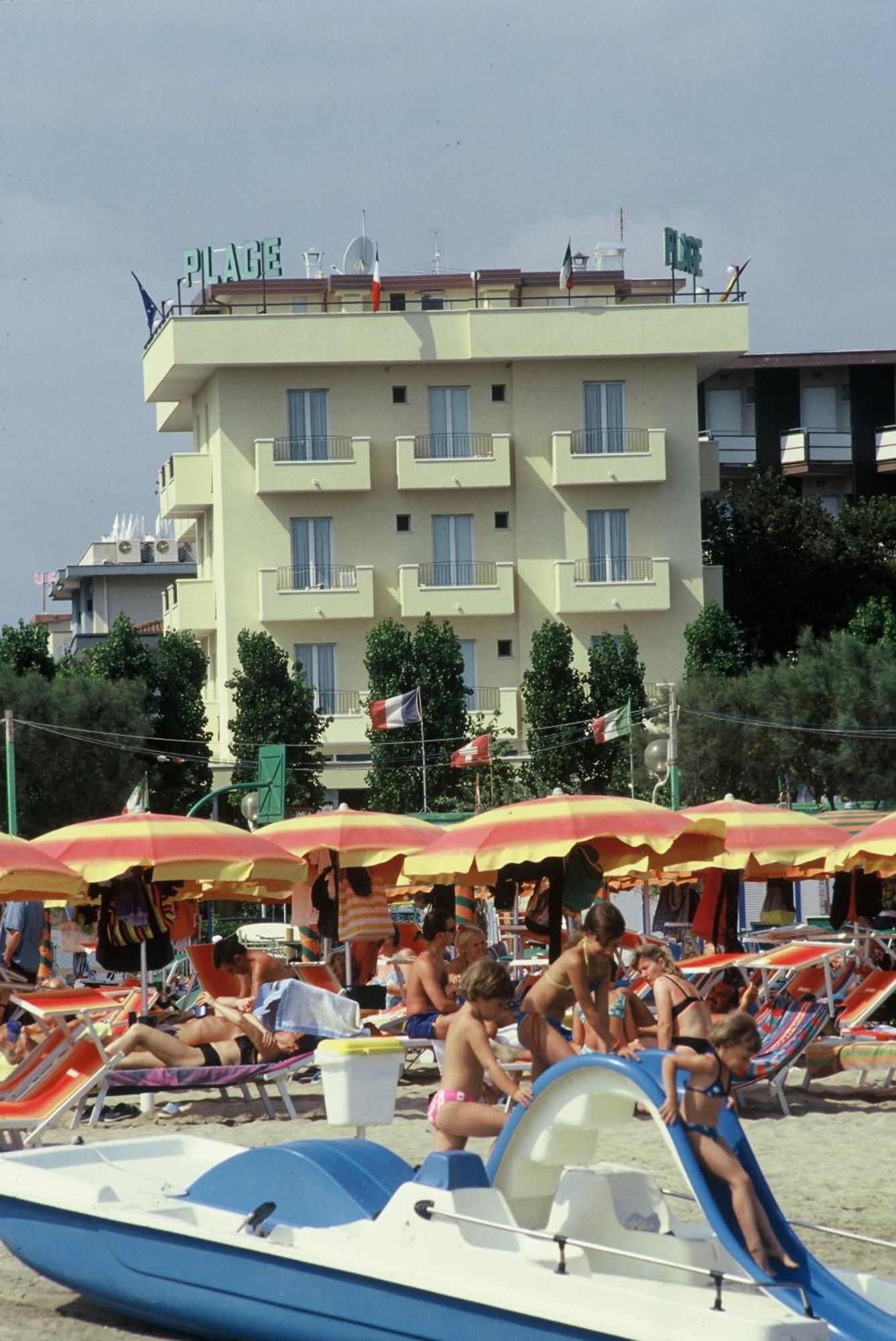 Hotel De La Plage リミニ エクステリア 写真